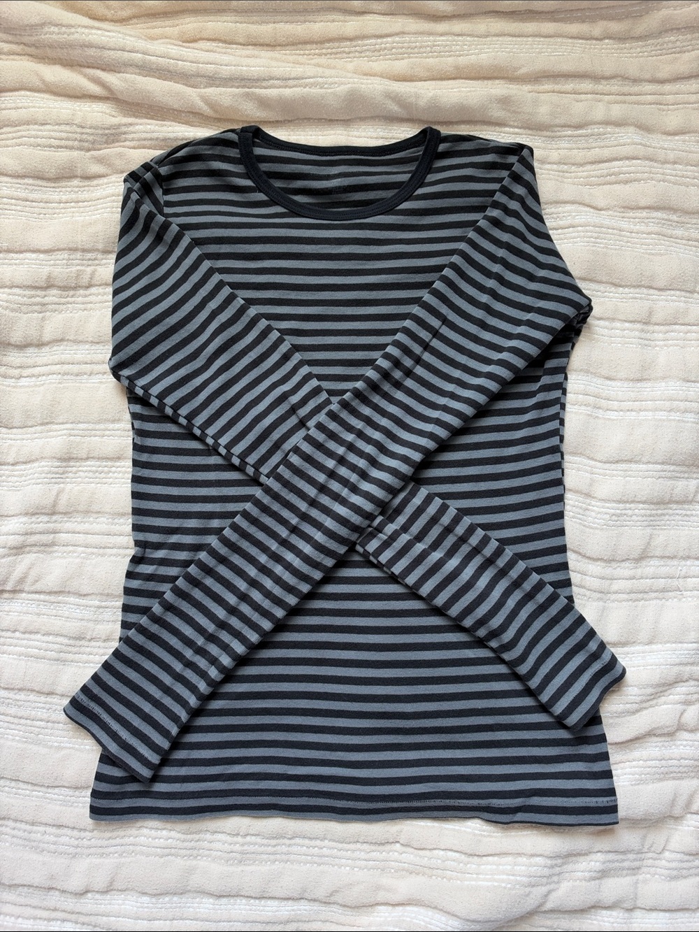 Brandy Melville Black & Gray Striped Long-Sleeve Crewneck
